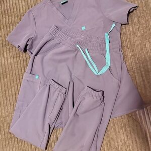 Women's Lavender Scrub Set